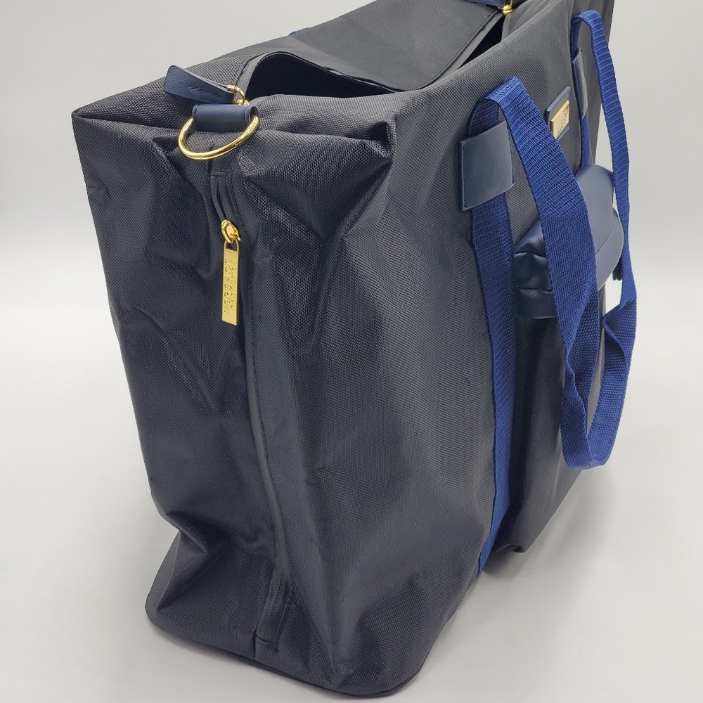 Versace Parfums Duffel Bag - NWOT - Picture 6 of 16